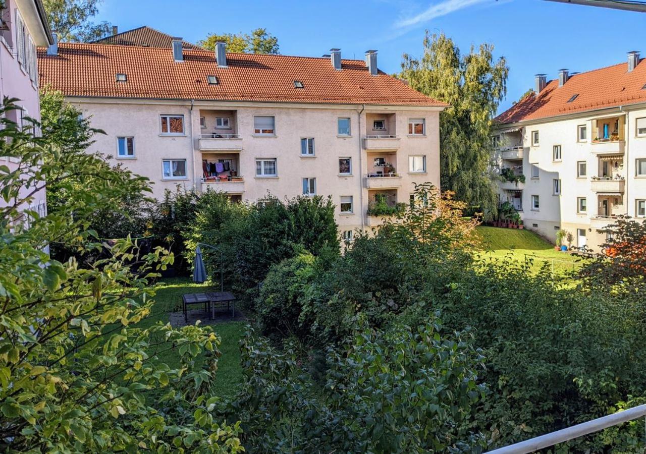 65Qm Altbaucharme Mit Zwei Balkonen Apartment คาร์ลสรูเฮอ ภายนอก รูปภาพ